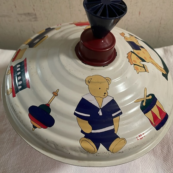 Children's Toy Spinning Top - Picture 2 of 6